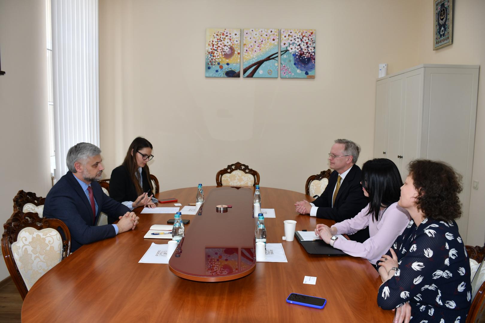 Institutul Național al Justiției, vizitat de Directorul executiv al Institutului CEELI, Robert R. Strang