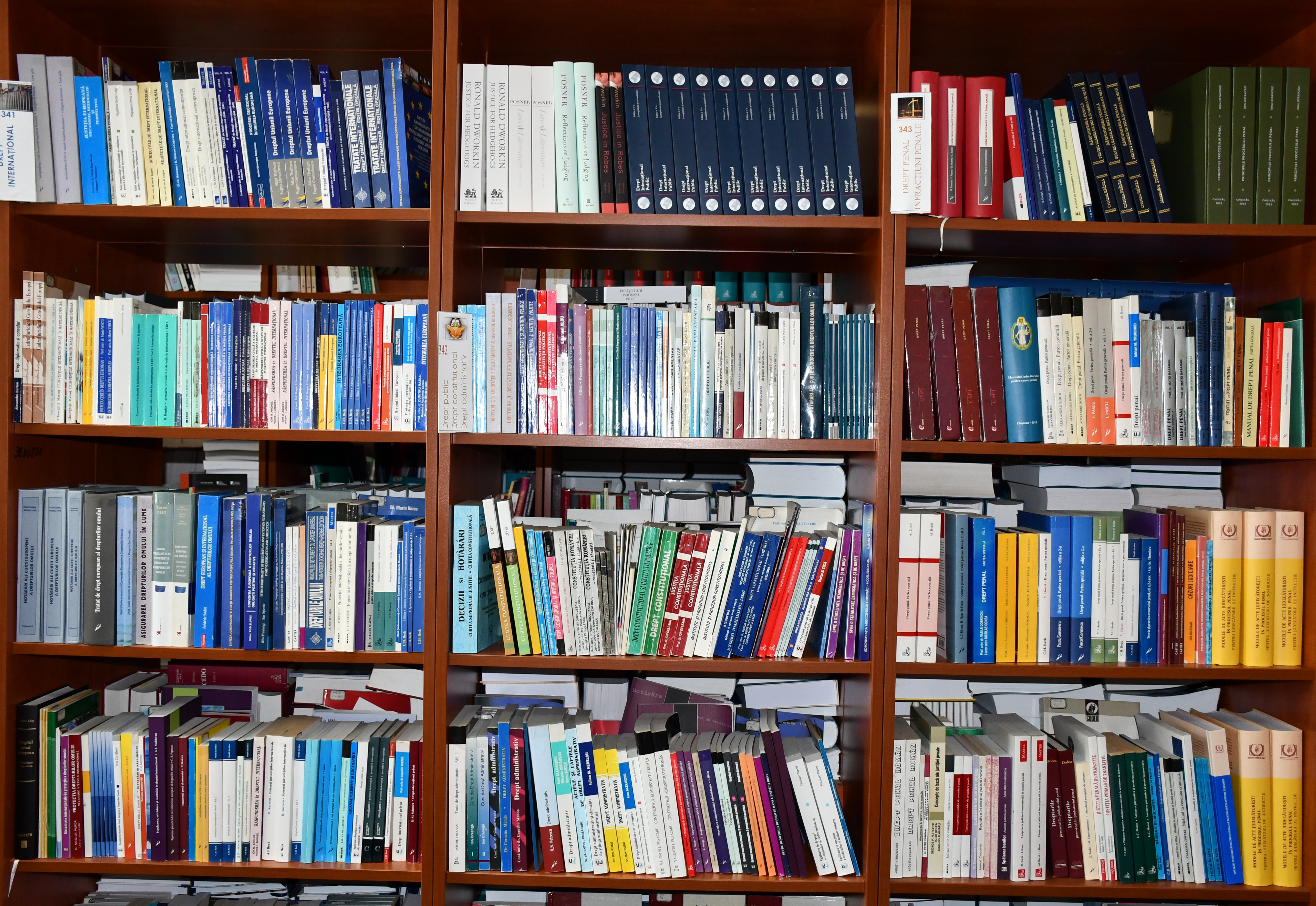 We invite you to evaluate the quality of the services provided by the INJ Library and the level of user satisfaction