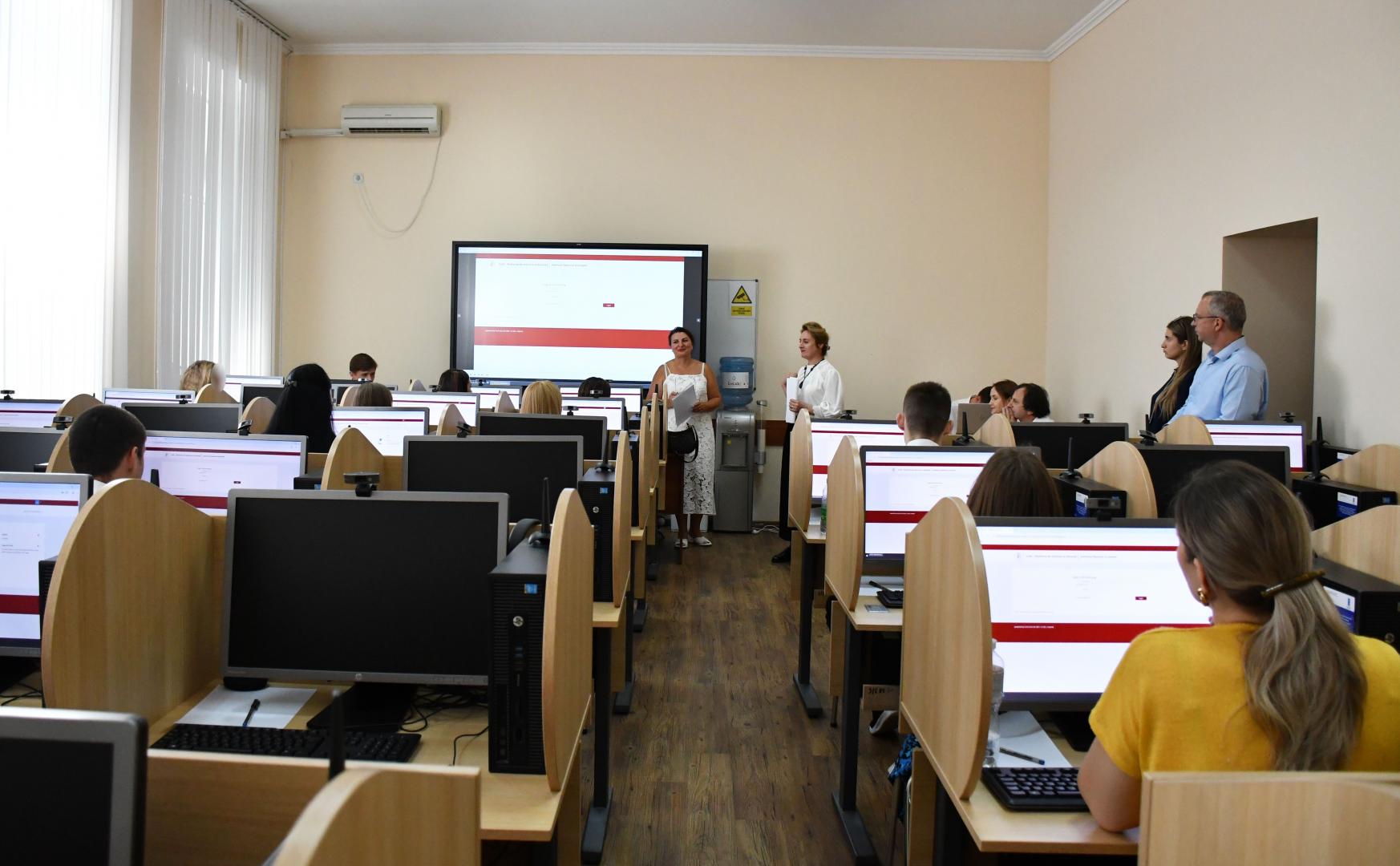 La Institutul Național al Justiției a început examenul de admitere