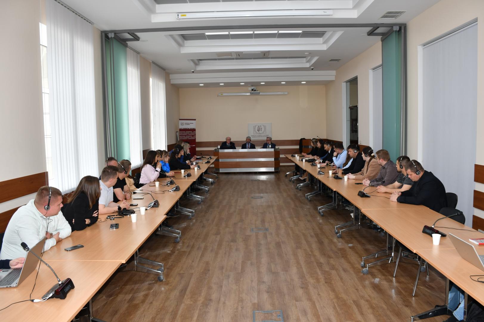 Legal Writing and Argumentation from a Canadian Perspective: Public Lecture by Judges Marc Richard and Martel D. Popescul